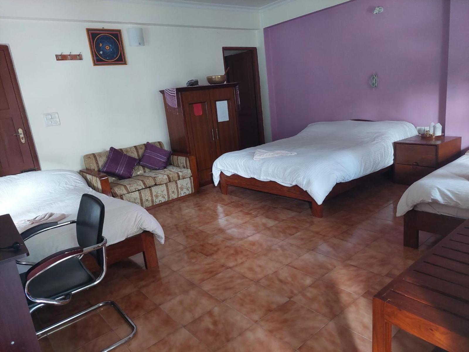 Blue Planet Lodge & Restaurant Pokhara Esterno foto